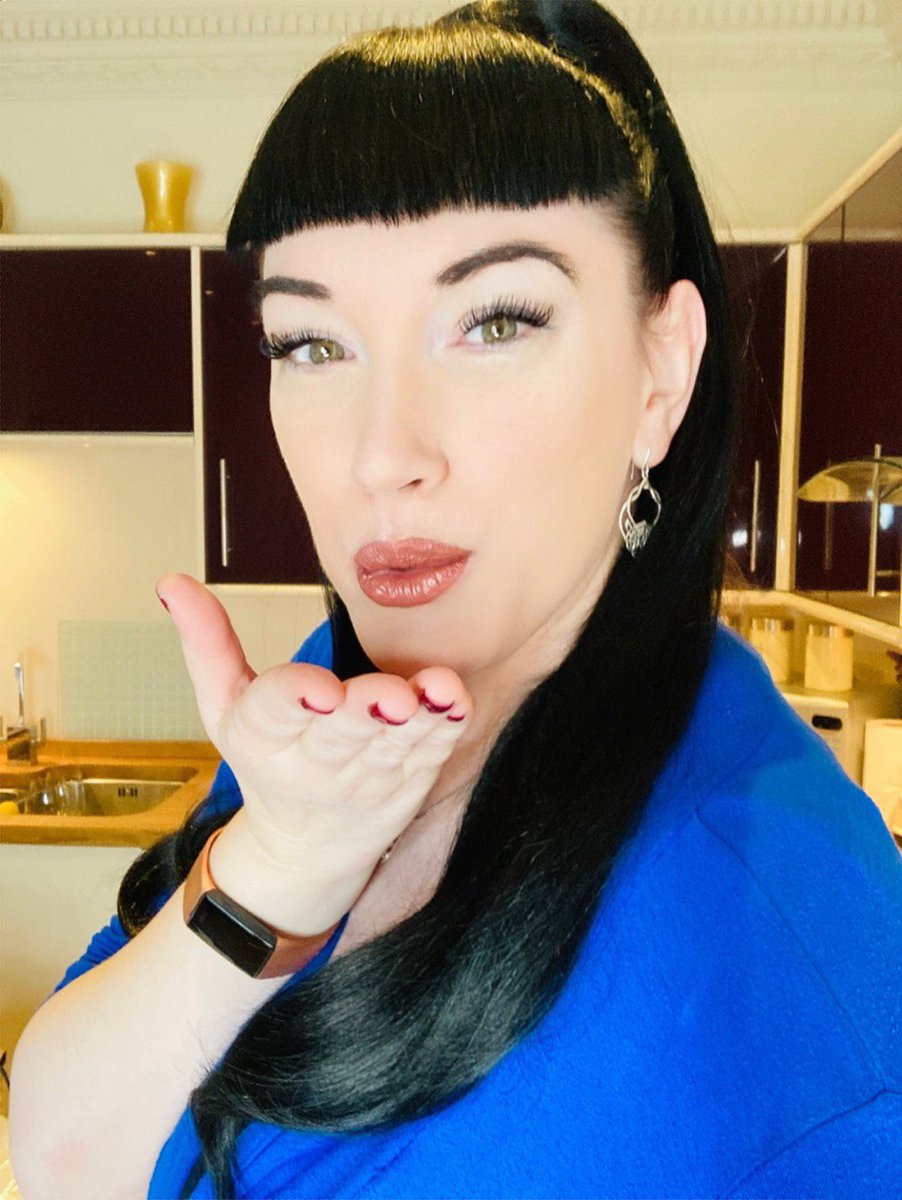 Goddess Cleo - London, UK tweet media