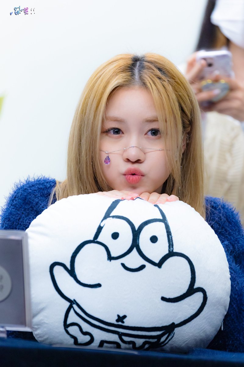 없어욧 tweet media