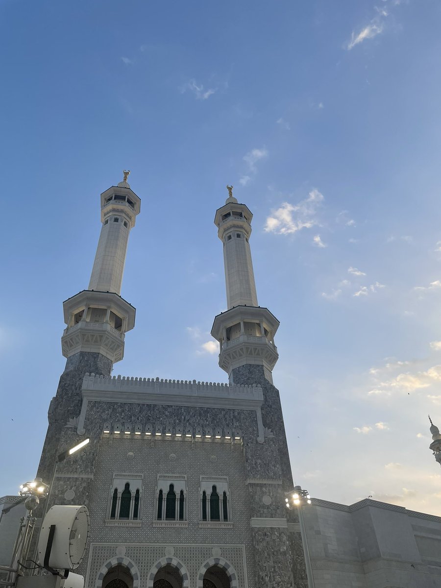 _ox07's tweet photo. @AzizbagBag الله يسعدك ويشفيك ويعافيك يارب من الحرم وانا توني معتمر ادعي لك https://t.co/HXu1C5cKYJ