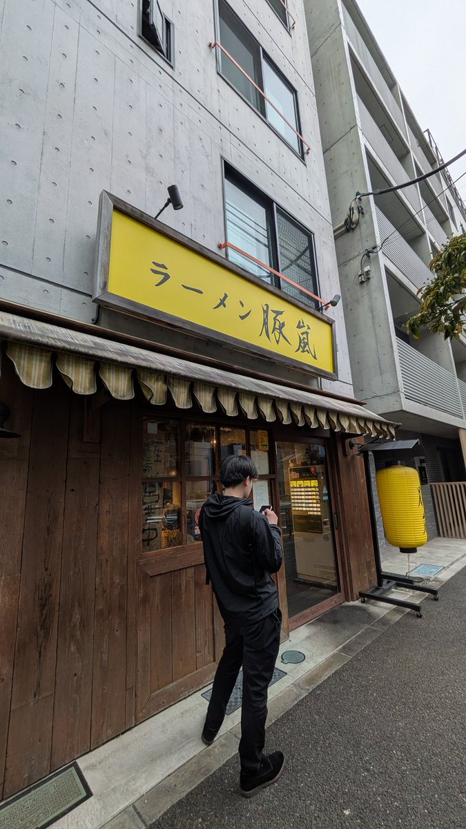 ブヒ本 tweet media