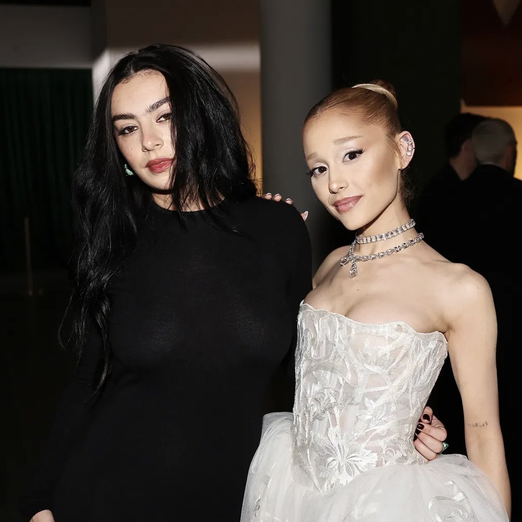 Pop Crave tweet media