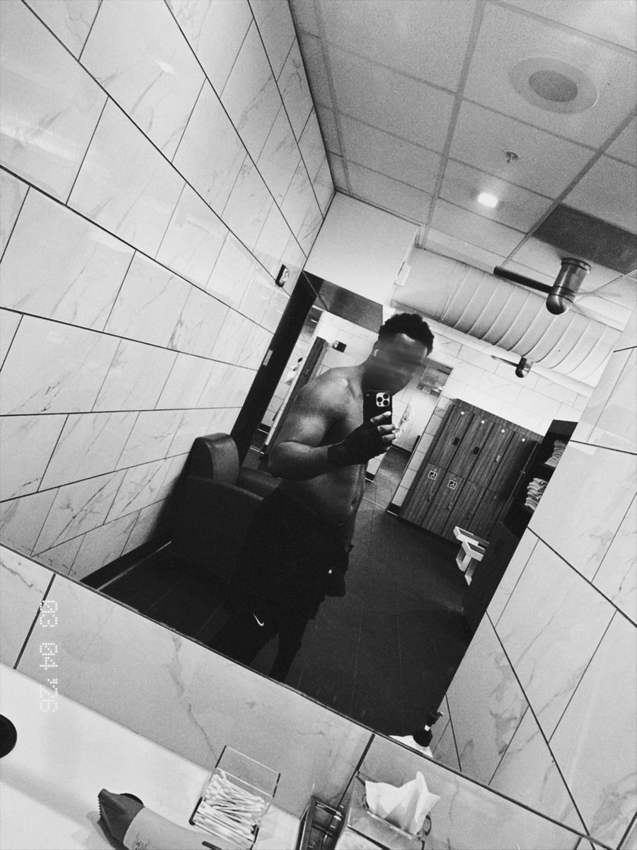 📸 tweet media