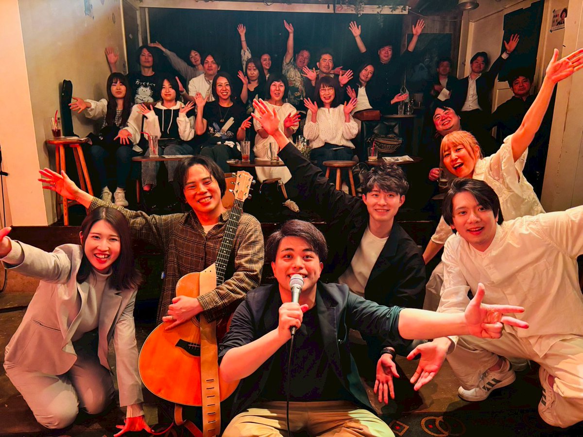 昨日は｢音楽トキワ荘Vo.51｣でした！

舞台｢東京ララバイ｣｢ライブ｣｢オープンマイク｣全てが白熱し、過去最高の手応えを感じました。

4年目を迎え、周りの期待や想いがより強くなっているのを感じるの、この頃。

どこに行っても感じれないほどの｢歓喜｣をこれからも作るぞ🔥

次回は5月26日🔥