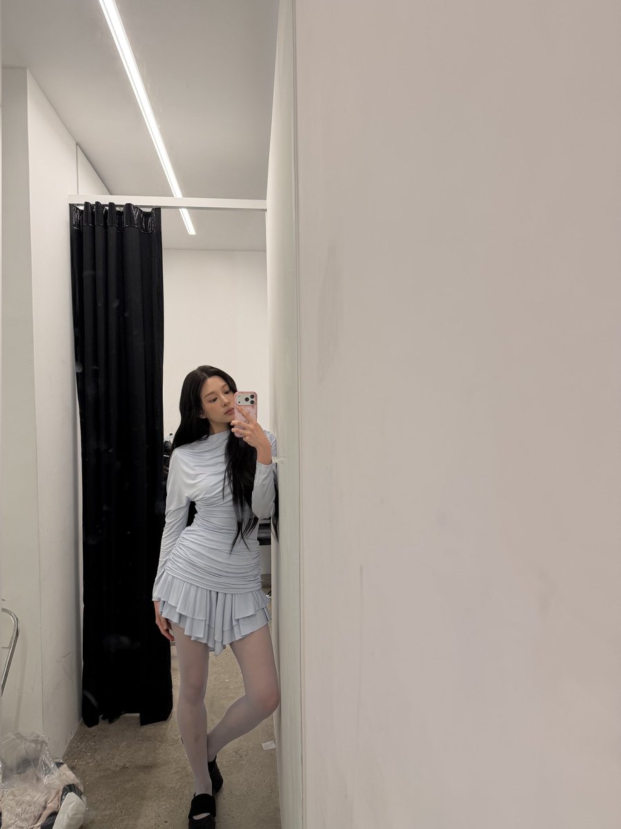 민주저장소 tweet media