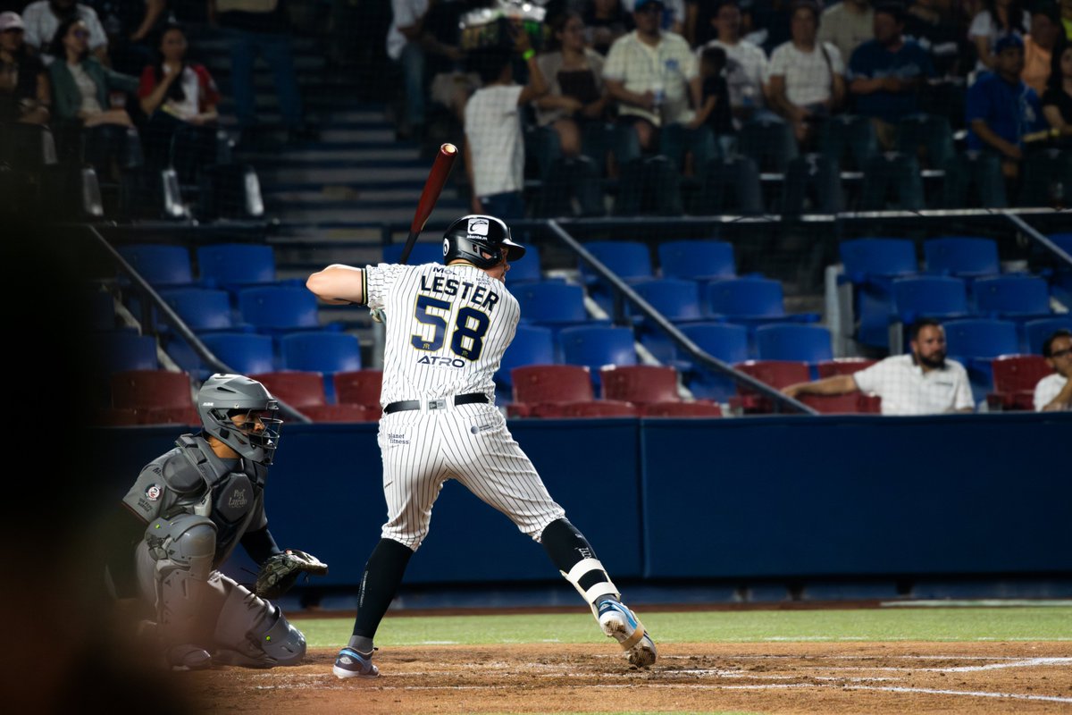 SultanesOficial's tweet photo. ¿Se fue el rubio? 😌

No llores, aquí está San Josh Lester. https://t.co/xyuWisVb2L