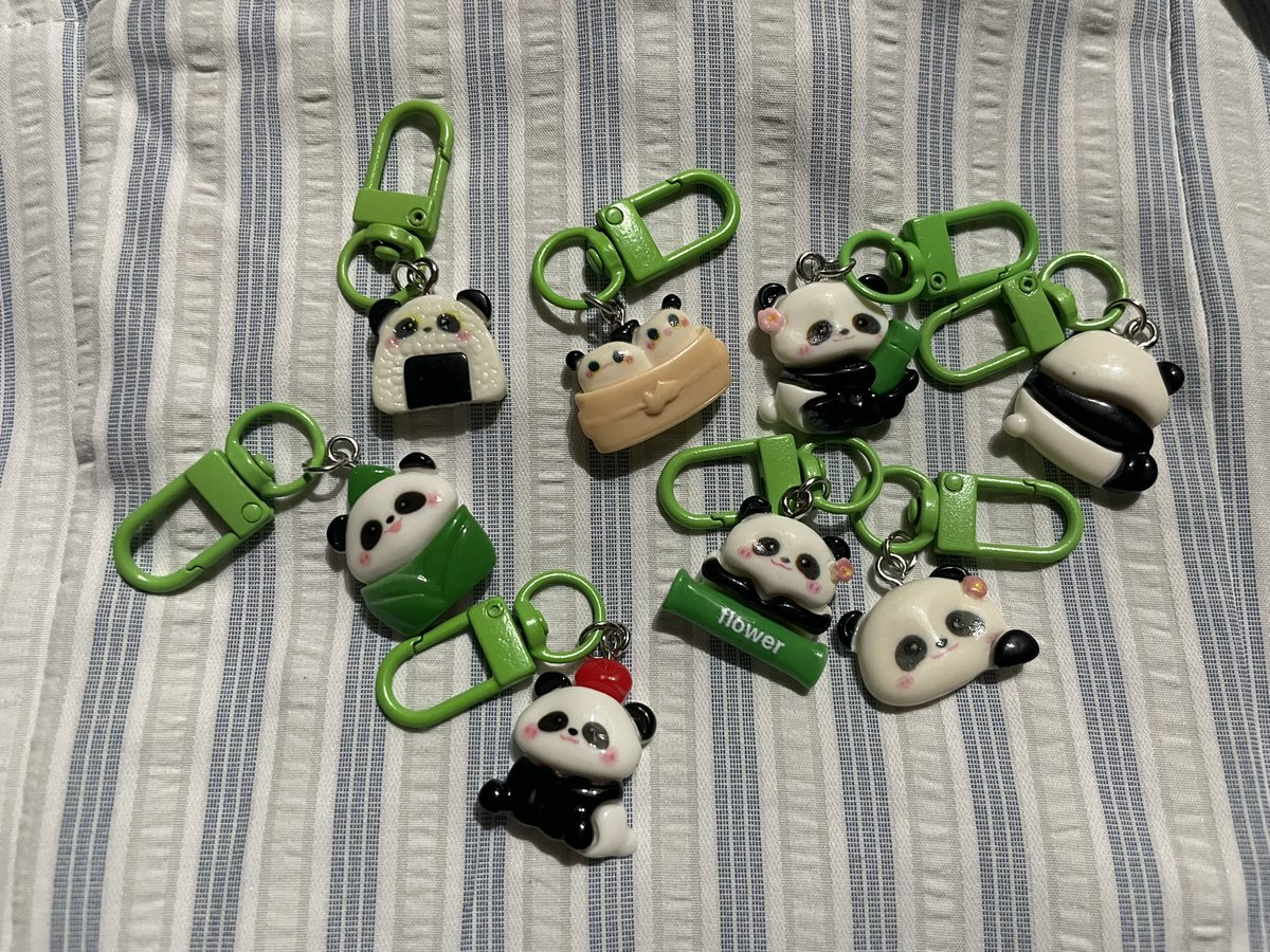 Yannie | Will see Apink 🩷🐼 tweet media