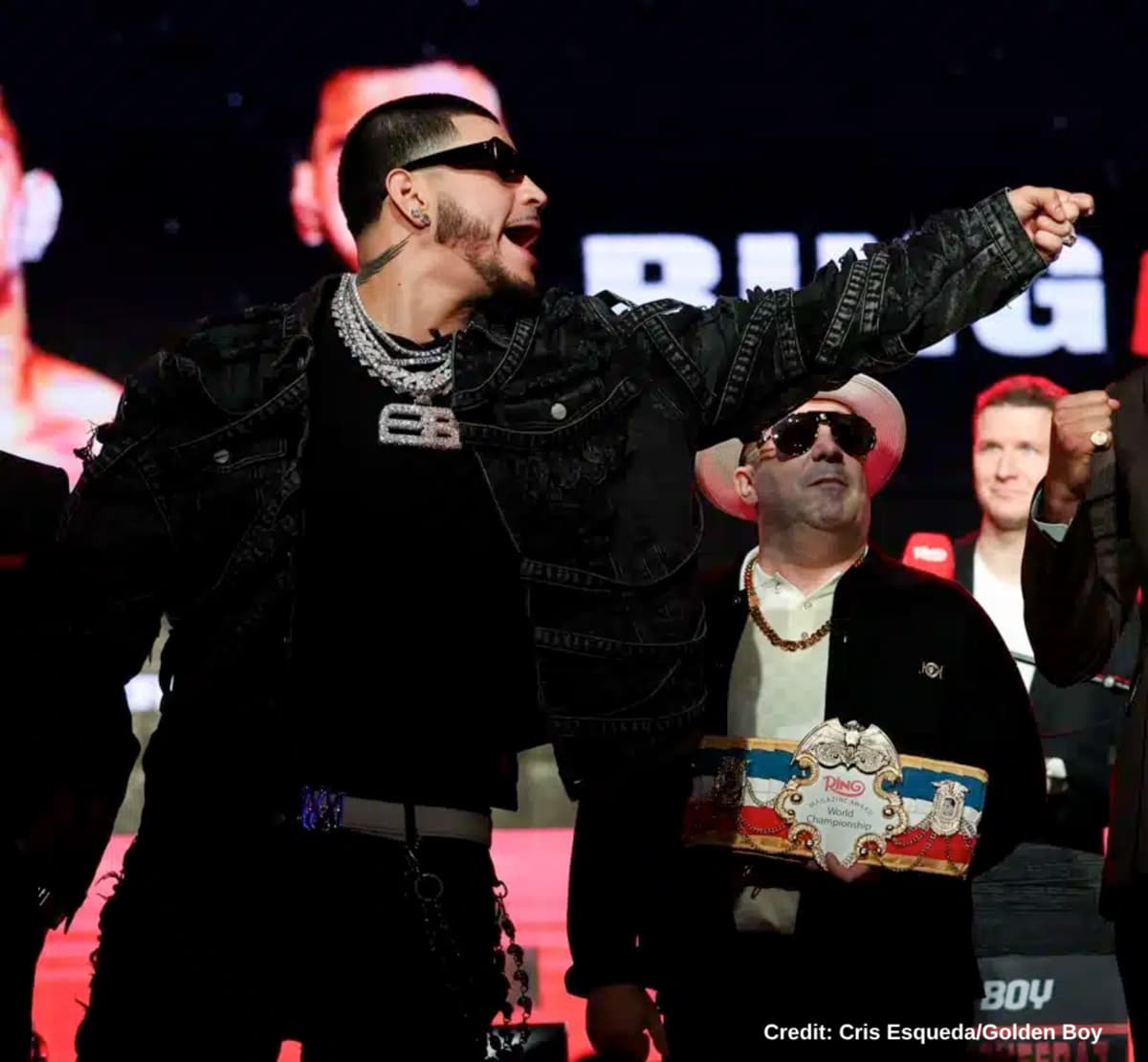 boxingnews24's tweet image. DiBella Questions Berlanga, Hitchins Long-Term Value dlvr.it/TSGwx4 #Boxing #BoxingNews