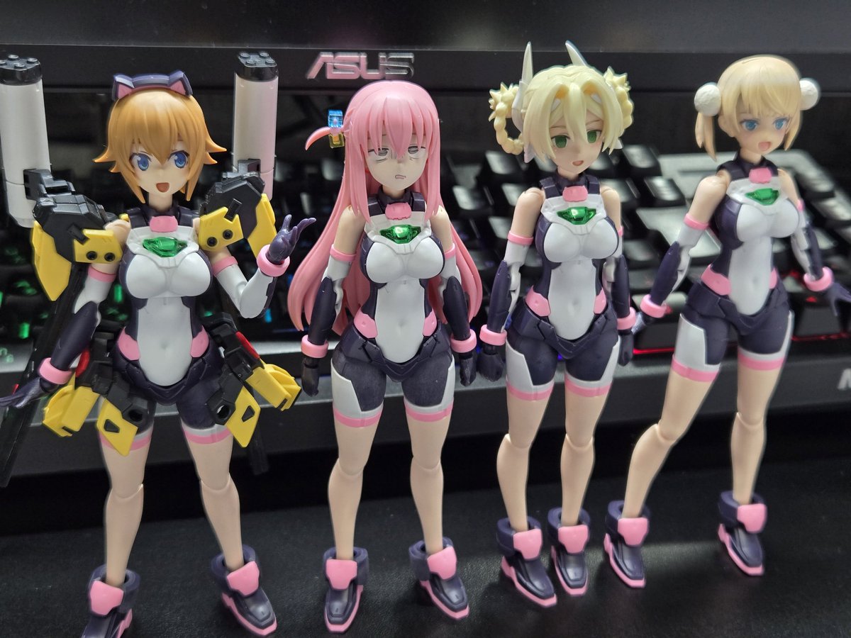 ルーシェ tweet media