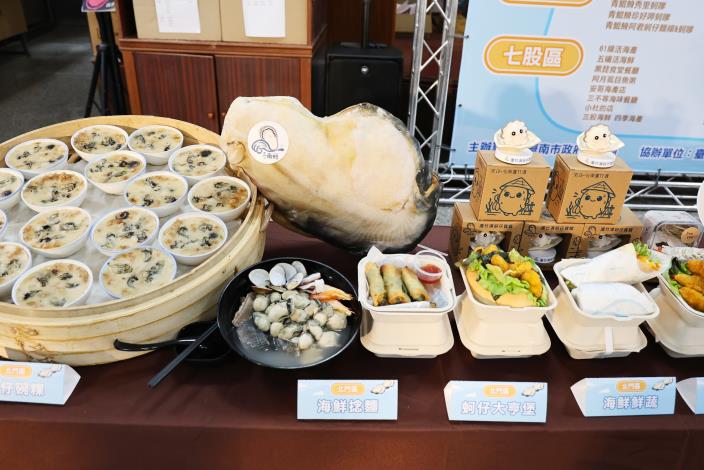 Taiwan in Thailand tweet media