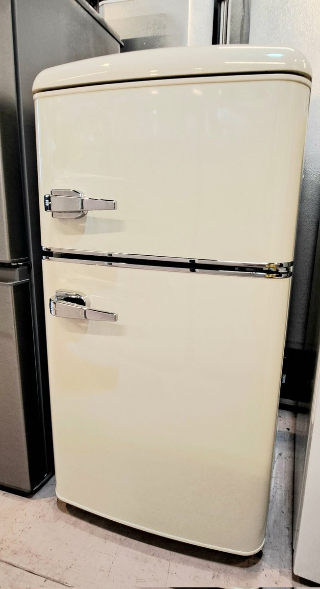 リサイクルショップどりーむ天保山店 No8214 冷蔵庫 綺麗なガラスが装飾された冷蔵庫！！ 1人暮らしが華やかに 大人気！ アイリスオーヤマ 冷凍冷蔵庫 入荷しました！ #札幌