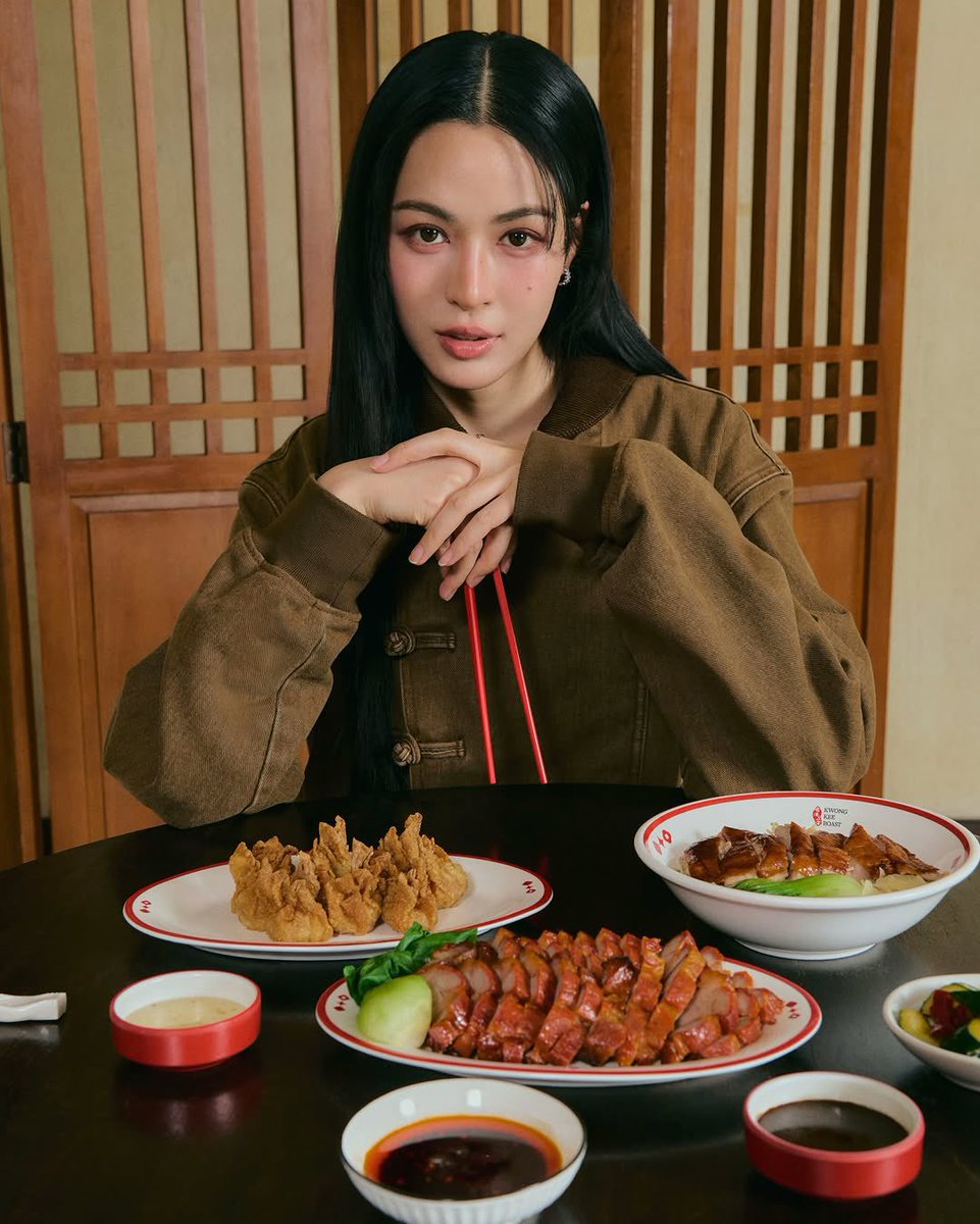 คุณนุป tweet media