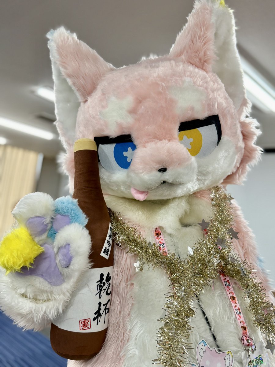 ものすごーーーくパリピしてる子いた！
フューシャちゃんかわいいね🫰✨️
#夢もふ8