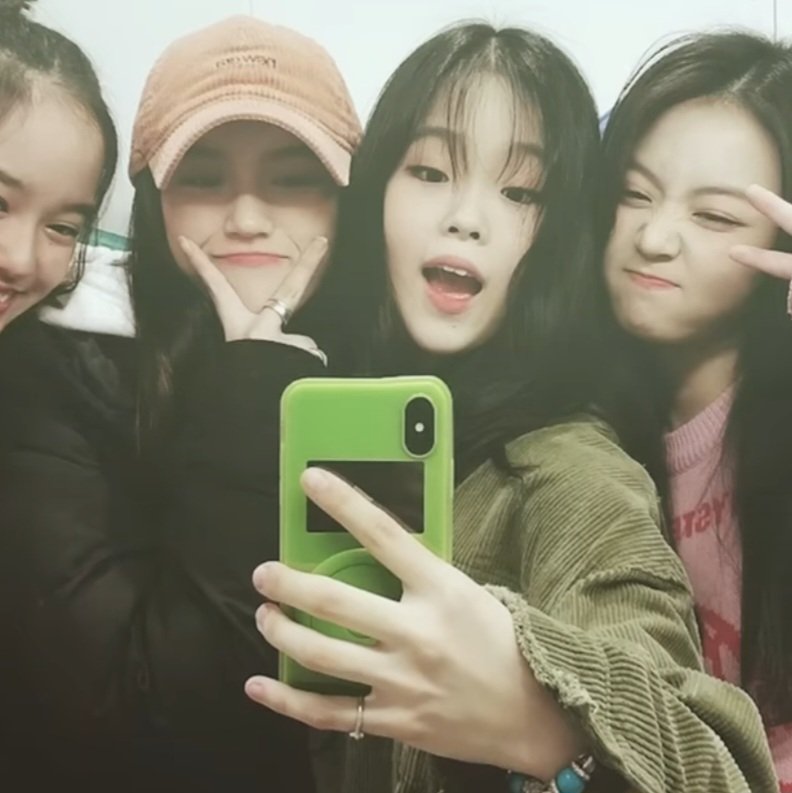 Lília 💚 XG tweet media