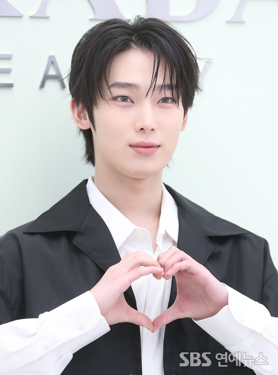 SBS연예뉴스 tweet media