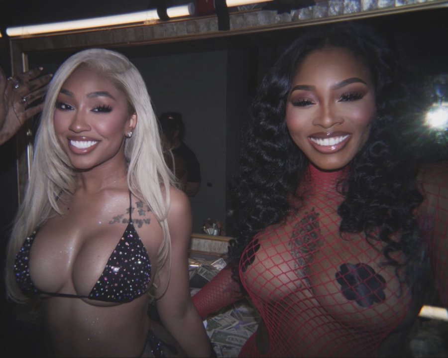 momi’s lil tooter tweet media