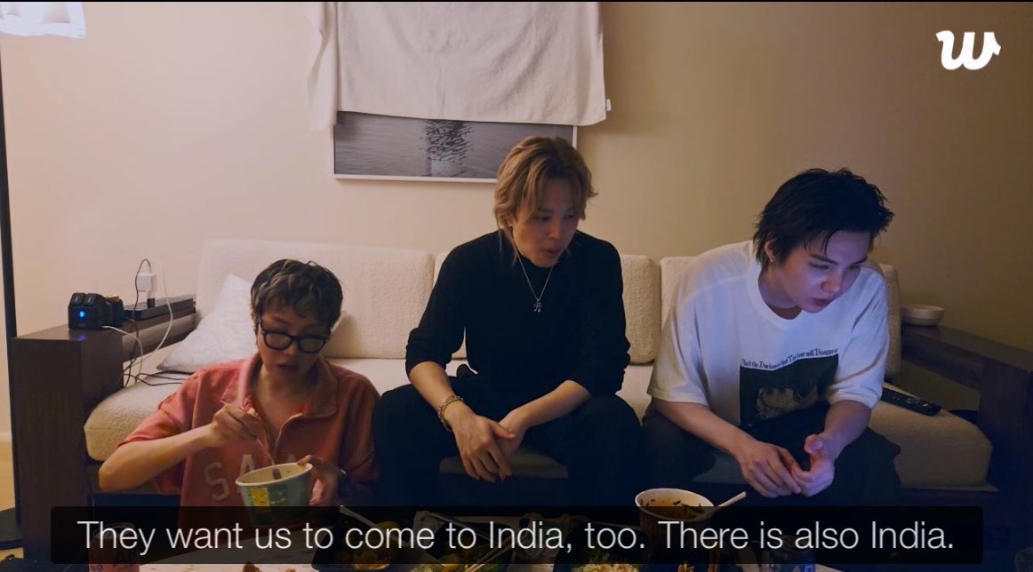 for_bangtan7__'s tweet photo. YOONGI MENTIONED INDIA OH MY GOD WE’RE GETTING THAT CONCERT😭 https://t.co/CcVlIqBKLE