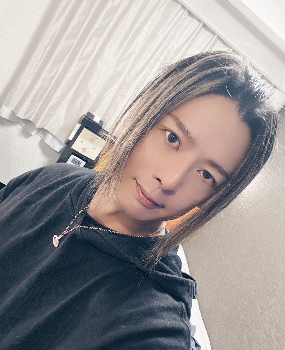 tetsuya composer & guitarist tweet media