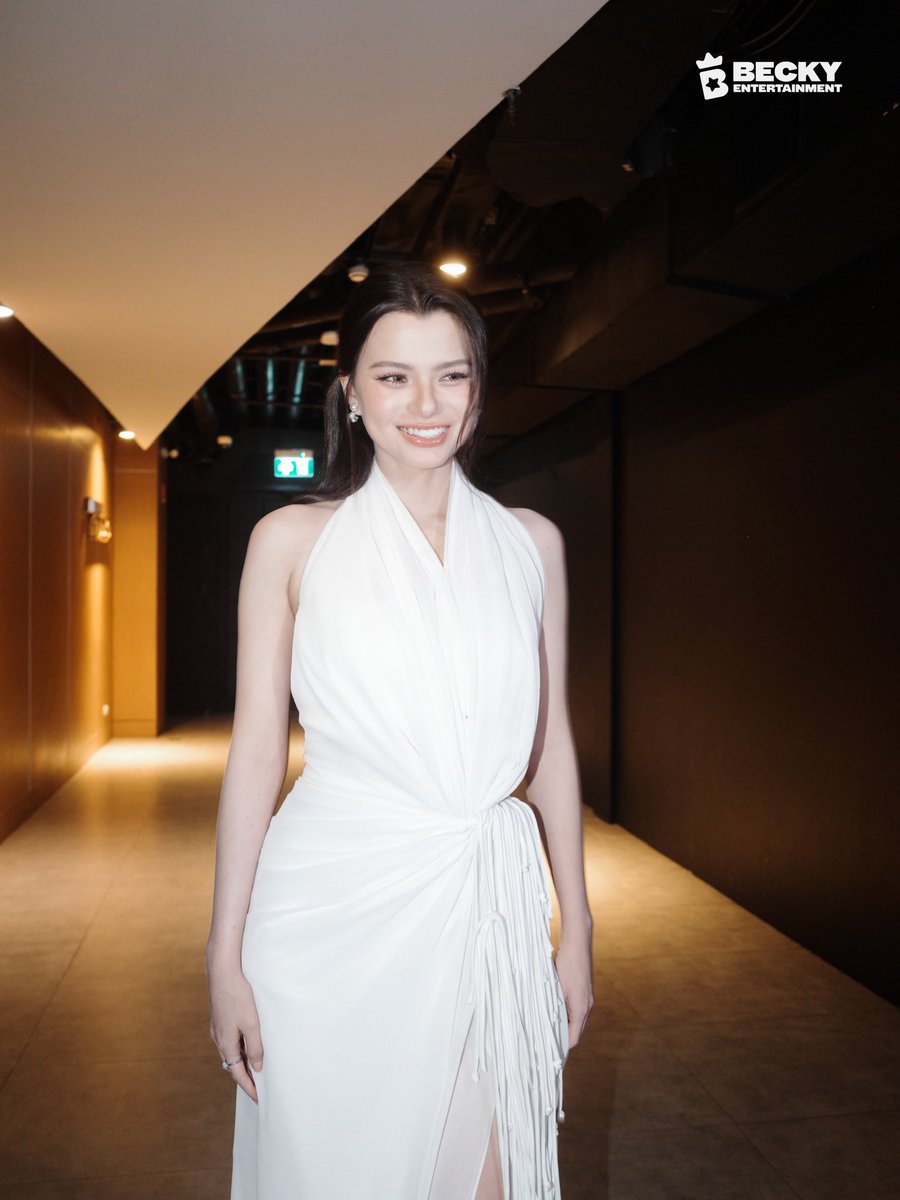 BECKY OFFICIAL tweet media