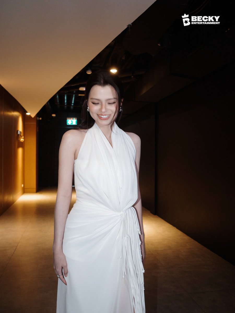 BECKY OFFICIAL tweet media