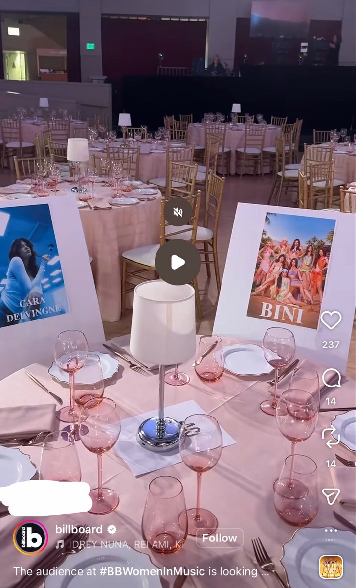 Magka table silaaa???? Baka mabaliw ang walo😭 WHAAHHAA
