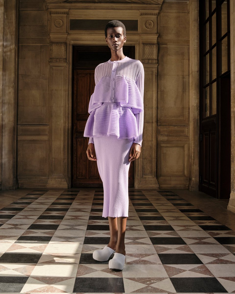 CFCL_official's tweet photo. NEW ARRIVAL CFCL 
VOL.11 Collection

Introducing "TC POTTERY", a new series distinguished by its refined silhouette. A balanced translucency and soft texture create a quiet presence, shaping a polished look from everyday wear to special occasions.

https://t.co/6rVt5jRWCR https://t.co/3BjM7Ofoik