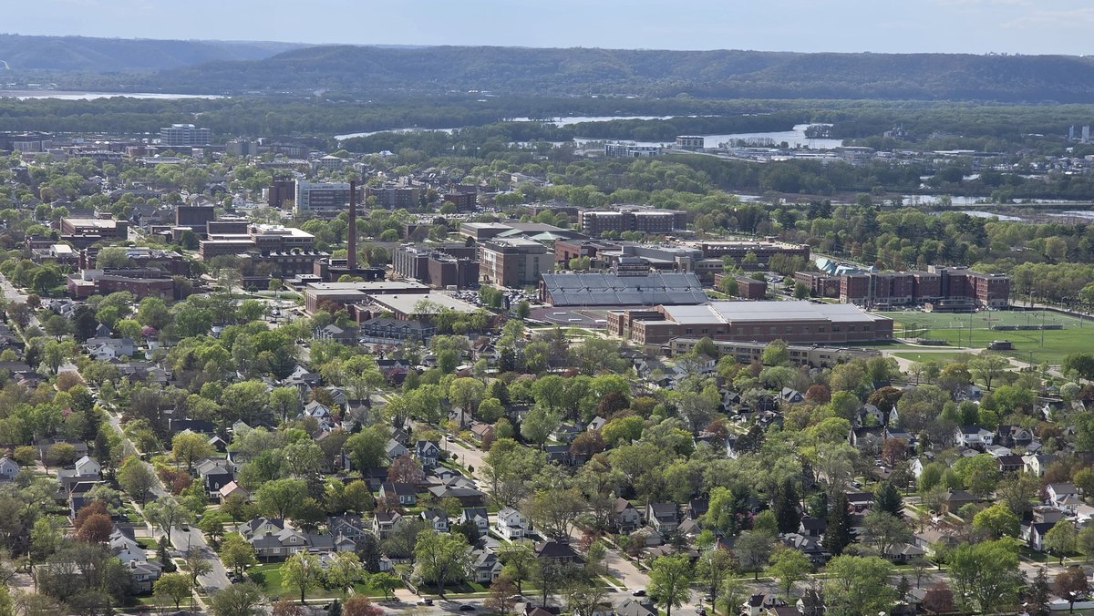 jsturkol0259's tweet image. Pictures from this past weekend at Grandad Bluff in La Crosse, WI. Beautiful views as always. #discoverwisconsin #springvibes