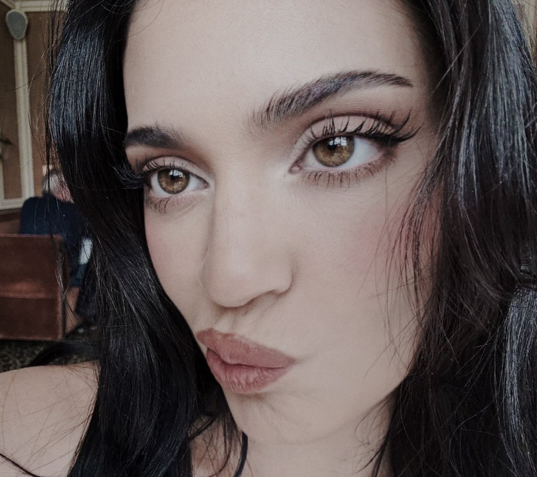 faerysdoll's tweet photo. ⠀⠀⠀⠀
⠀⠀⠀⠀
⠀⠀⠀⠀⠀⠀⠀⠀⠀ holi, me extrañaron?.
⠀⠀⠀⠀
⠀⠀⠀⠀ https://t.co/1N9eeCWZZT