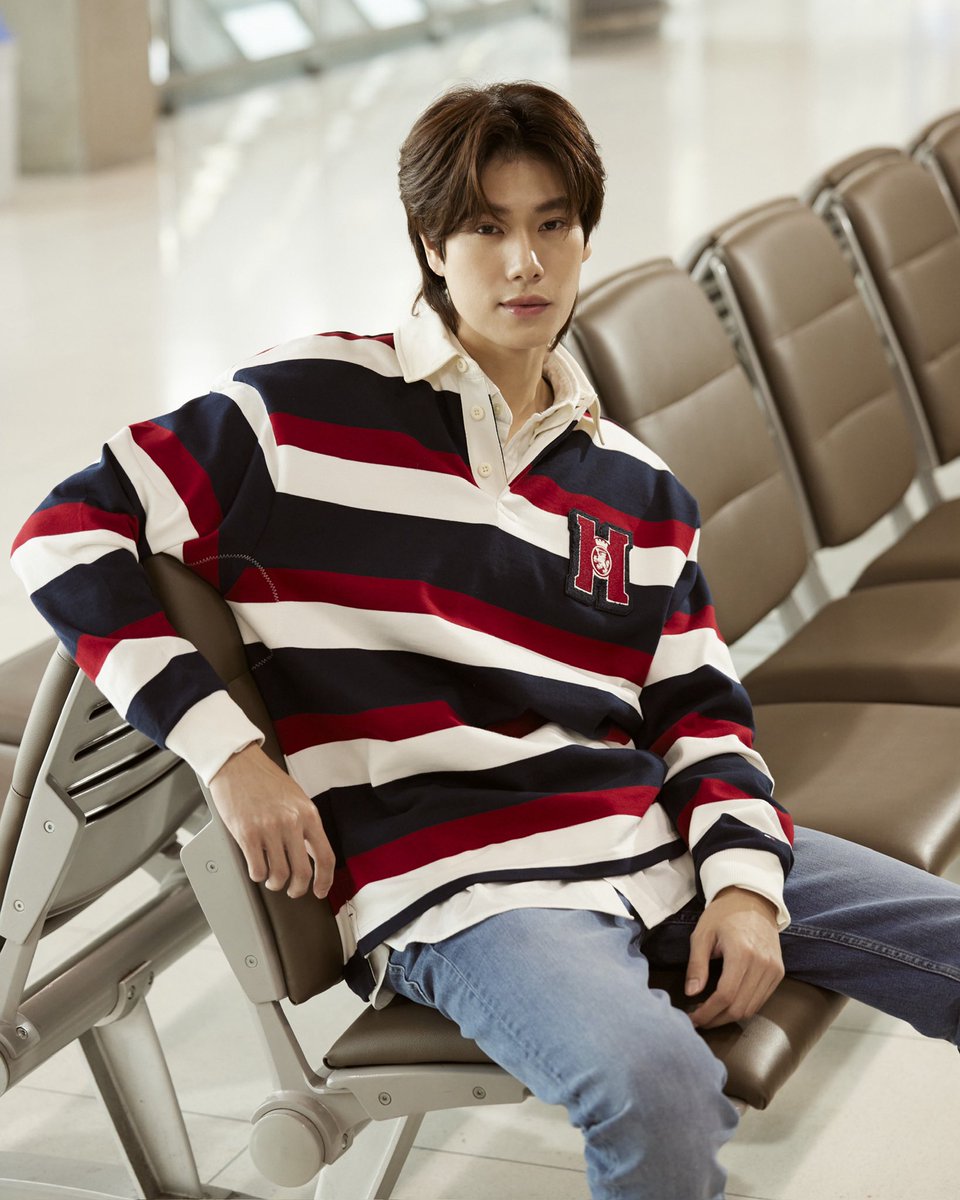 GMMTV's tweet image. “ภูวินทร์ ตั้งศักดิ์ยืน“ Brand Ambassador ของ Tommy Hilfiger เดินทางเข้าร่วมงาน Summer Getaway Pop-Up ในวันนี้ 29 เมษายน ณ ศูนย์การค้า Suria KLCC ประเทศมาเลเซีย 

โดยงานจะจัดขึ้น เวลา 17:00 น. ตามเวลาท้องถิ่น ฝากแฟนๆรอติดตามกันด้วยนะคะ

#phuwintang 
#TommyHilfiger
#GMMTV