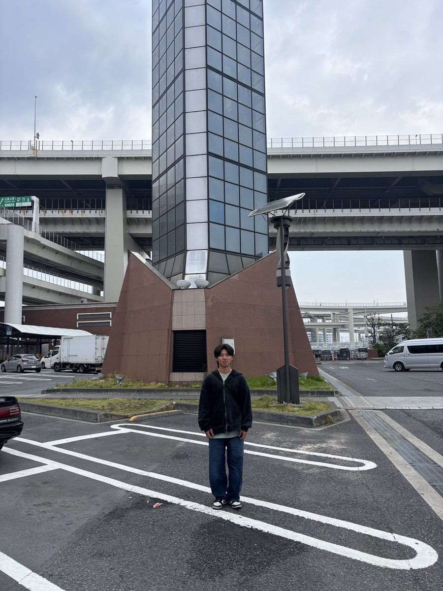 ヨコツカ・ベッケンバウアー tweet media