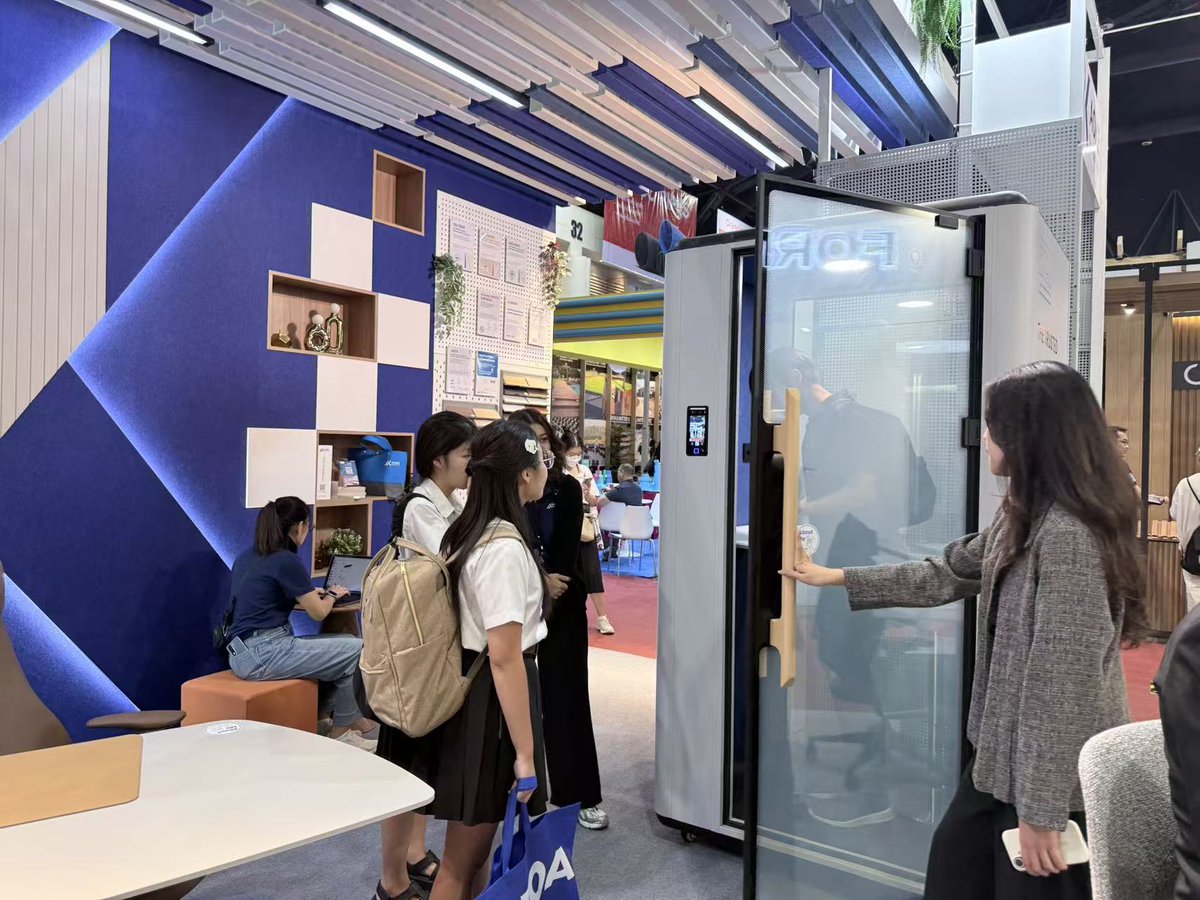 AokeYoutub5743's tweet photo. Day 1 at Architect’26, Bangkok!🚀

We’re live at F615-T30 in IMPACT Challenger Hall!✨
Explore our ergonomic solutions and connect with us.🫶

#AOKEatArchitect26 #standingdesk  #AcousticPods #WorkplaceInnovation #efficientoffice #elegantdesign #architecture #Ergonomics #B2B https://t.co/pvDIzHlWSb