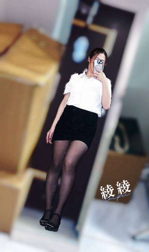 綾綾 tweet media