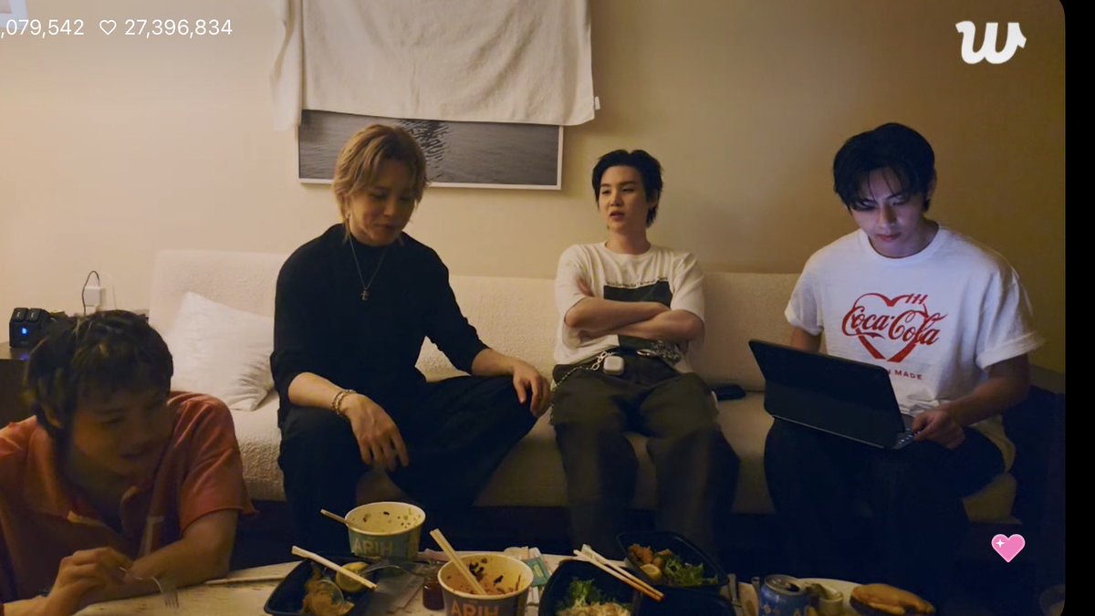 บ้านทานตะวัน 💜⁷ tweet media