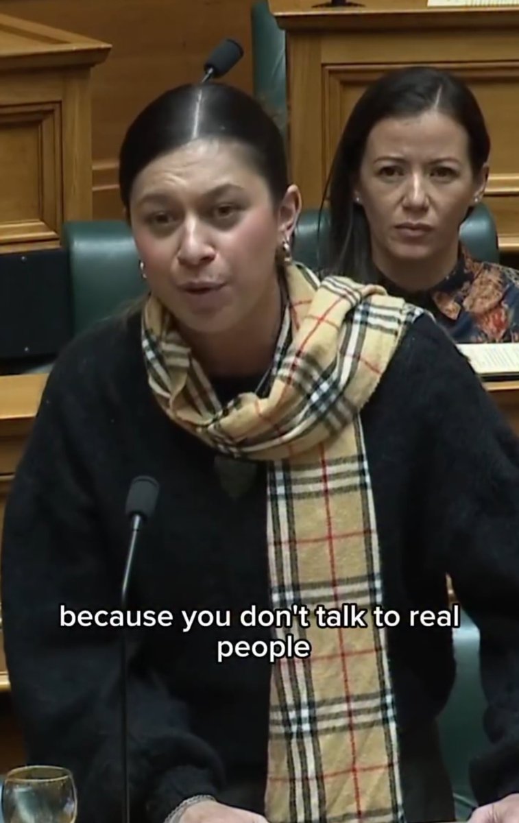 Feng 'Matua Steamed Kūmara' Moon tweet media