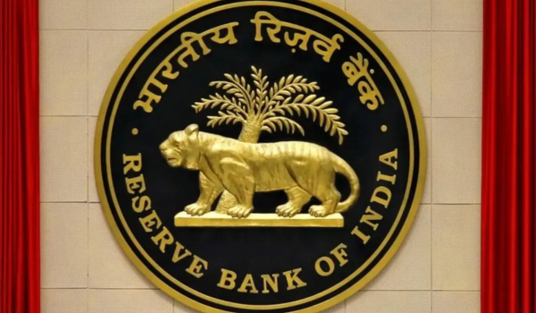 भारतीय रिज़र्व बैंक (#RBI) ने शहरी सहकारी बैंकिंग क्षेत्र के क्षमता विकास के लिए मिशन सक्षम आरंभ किया। 

इसका उद्देश्य शहरी सहकारी बैंकिंग क्षेत्र की प्रबंधन और संचालन क्षमताएं बढ़ाना, अनुपालन संस्कृति में सुधार और सांस्थानिक लचीलेपन को मजबूत करना है।