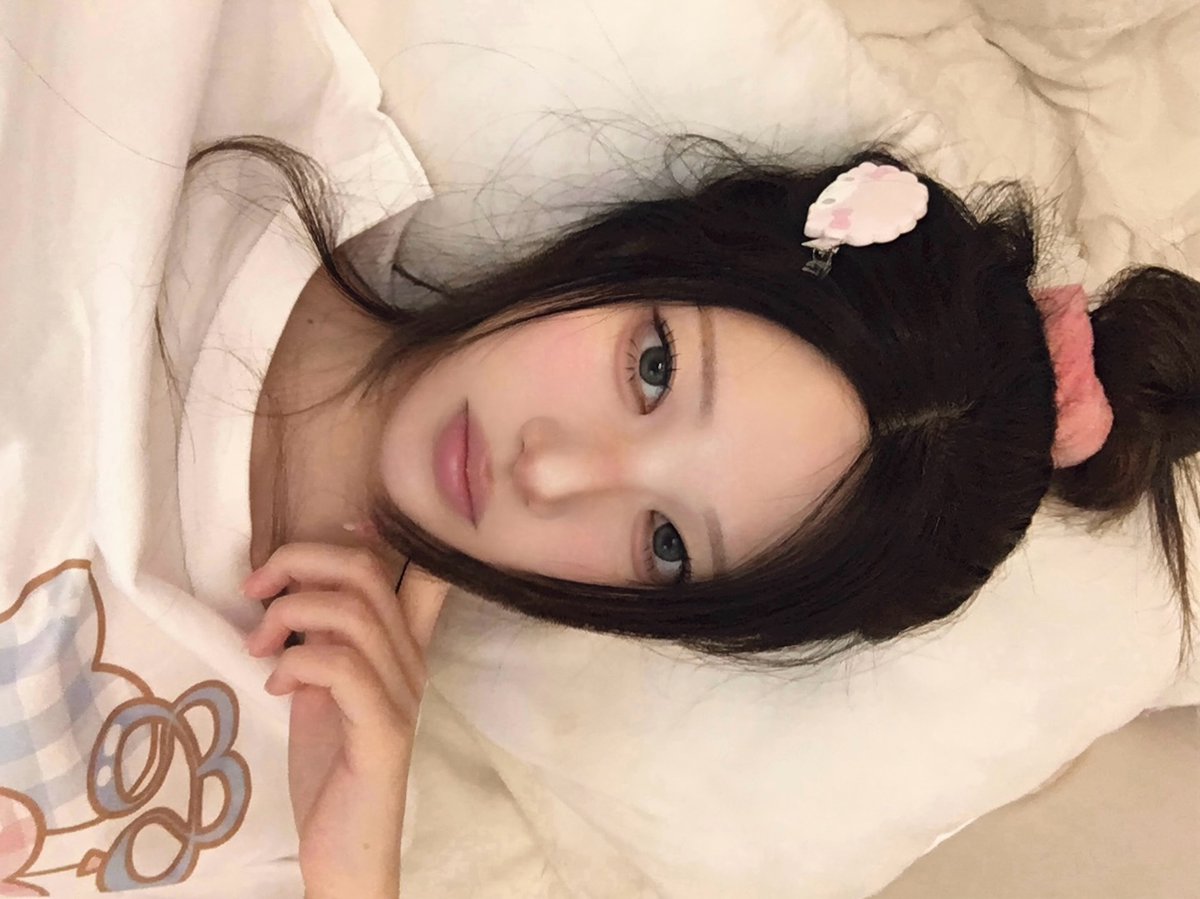 汝瓷 tweet media