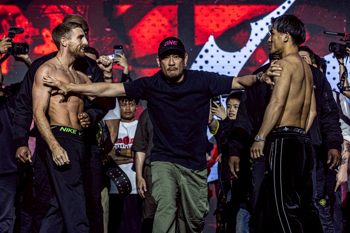 与座 優貴 tweet media