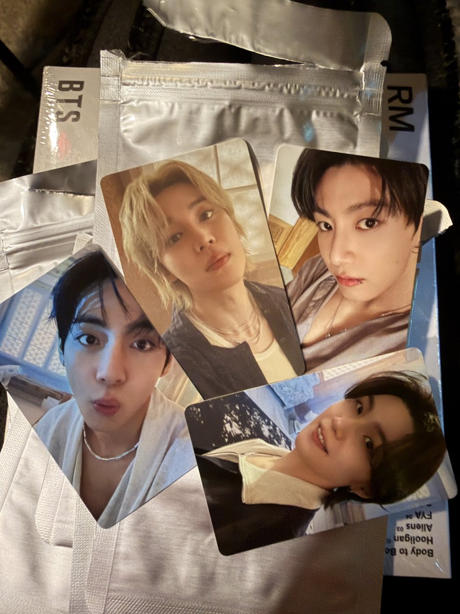 BIitz🌪️ARIRANG💜 tweet media