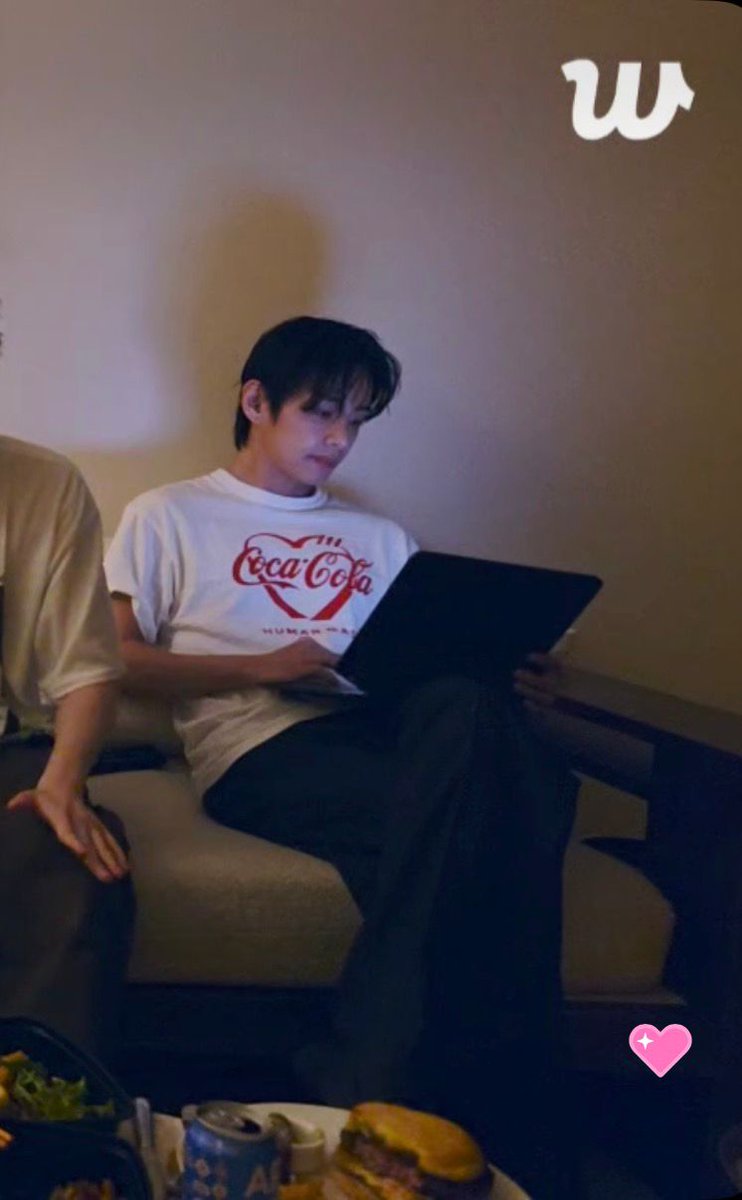 ripkarent VA A VER A BTS tweet media