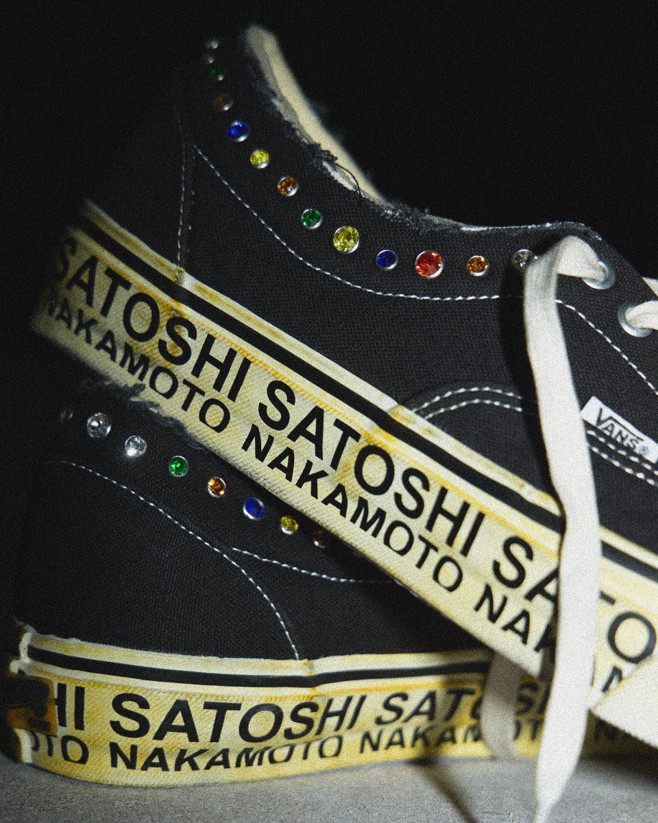 hbx's tweet photo. Satoshi Nakamoto x OTW by VANS Era 95 "Lucky Charms" raffle is open.

Enter here:  https://t.co/4eYiNLsWS7 https://t.co/iOFYrWxiFR