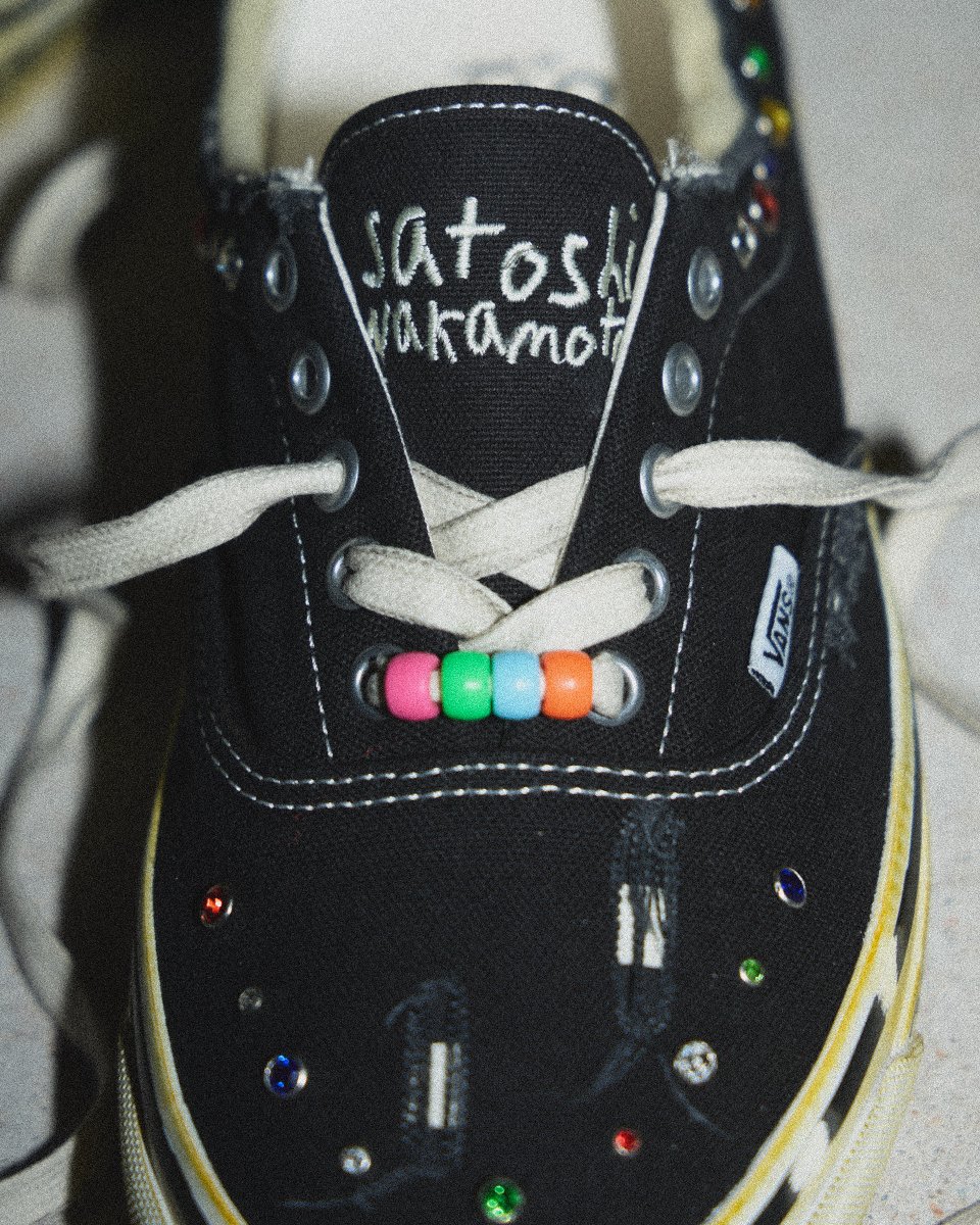 hbx's tweet photo. Satoshi Nakamoto x OTW by VANS Era 95 "Lucky Charms" raffle is open.

Enter here:  https://t.co/4eYiNLsWS7 https://t.co/iOFYrWxiFR