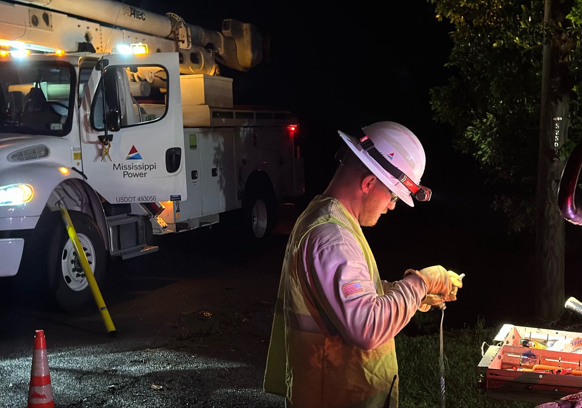 MS_Power's tweet photo. Severe weather impacted our northern division tonight, primarily around Meridian. We appreciate your patience as crews work through the night to continue restoring service. Please stay off the roads until conditions improve and stay safe. https://t.co/jk1nwO0Gsp