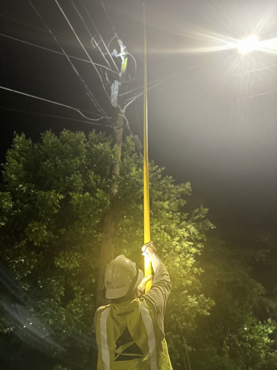MS_Power's tweet photo. Severe weather impacted our northern division tonight, primarily around Meridian. We appreciate your patience as crews work through the night to continue restoring service. Please stay off the roads until conditions improve and stay safe. https://t.co/jk1nwO0Gsp