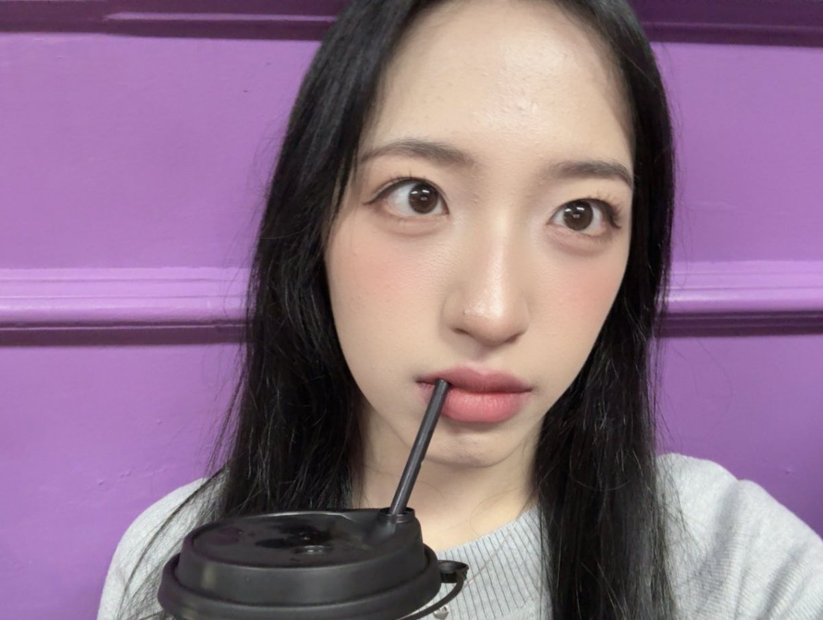 Daisy_JKT48's tweet image. kopi ke-3 hari ini😲😲😲 
1. bikin sendiri di kos
2. hot cappucino extra shot 
3. ice cappucino no sugar 
jujur lagi tercandu-candu sama cappucino yuyur✌🏻✌🏻 
#coffeeholic #yuyurendyul