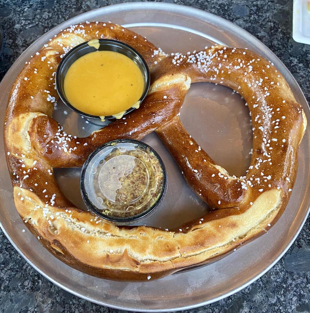homevsfastfood's tweet image. [i ate] Bavarian Pretzel
# BavarianPretzel
# Iate
# pretzellover
# snacktime
# foodiefinds #homecooking #food #recipes #foodpic #foodie #foodlover #cooking #hungry #goodfood #homecookingvsfastfood