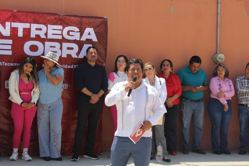 VisionUPP's tweet image. #VISION en #Tecamachalco
Obra en el barrio de San José fortalece la movilidad en el centro de Tecamachalco
Tecamachalco, Puebla. – El presidente municipal Mateo Hernandez Lopez encabezó la entrega de la obra de adoquinamiento 
Mas en VISION: periodicovision.com.mx/.../obra-en-el…