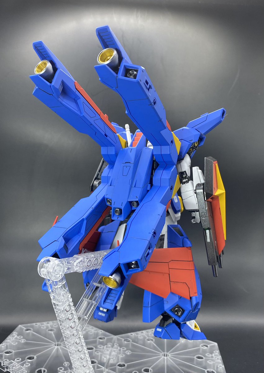 AUm0IThjHKZHAPr's tweet image. クラスターガンダム用ミッションパックXタイプ完成しました❗️
色んなガンダムの要素が詰め込まれたデザインでカッコいいです❗️
Xフォートレスもきれいにまとまってて、ロック機構がしっかりしてるので安定感抜群です😆

#ガンプラ
#ガンプラ好きと繋がりたい
#MG
#F90
#クラスターガンダム