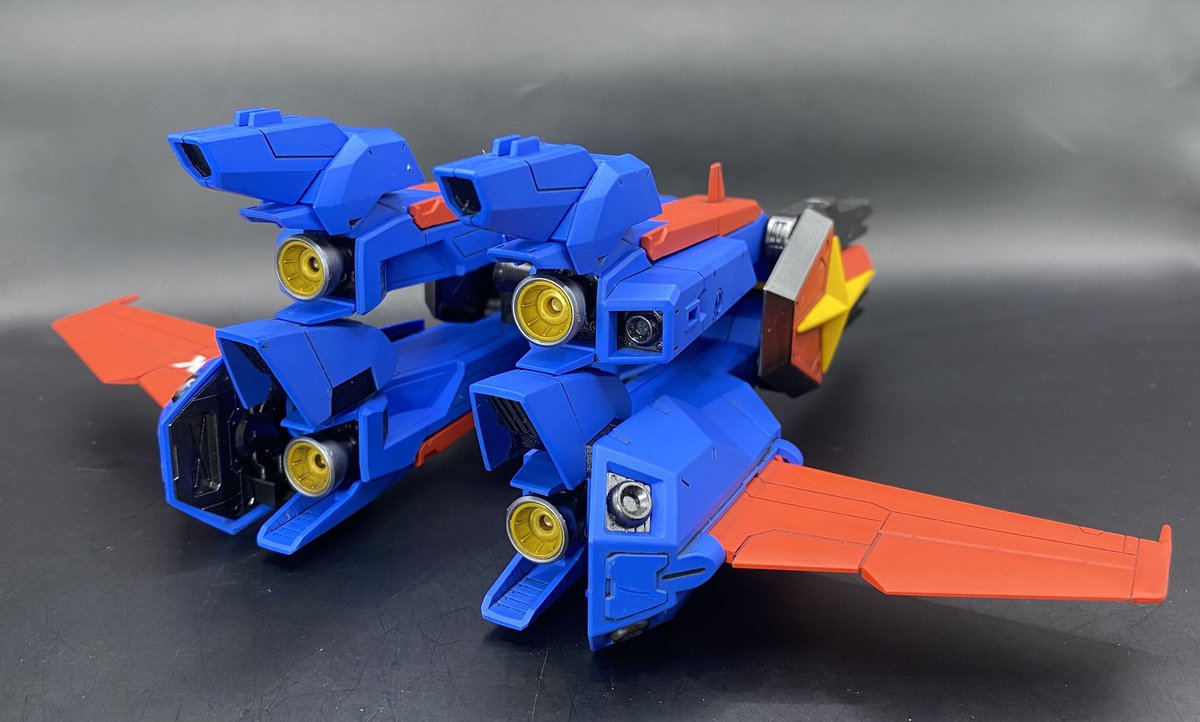 AUm0IThjHKZHAPr's tweet image. クラスターガンダム用ミッションパックXタイプ完成しました❗️
色んなガンダムの要素が詰め込まれたデザインでカッコいいです❗️
Xフォートレスもきれいにまとまってて、ロック機構がしっかりしてるので安定感抜群です😆

#ガンプラ
#ガンプラ好きと繋がりたい
#MG
#F90
#クラスターガンダム