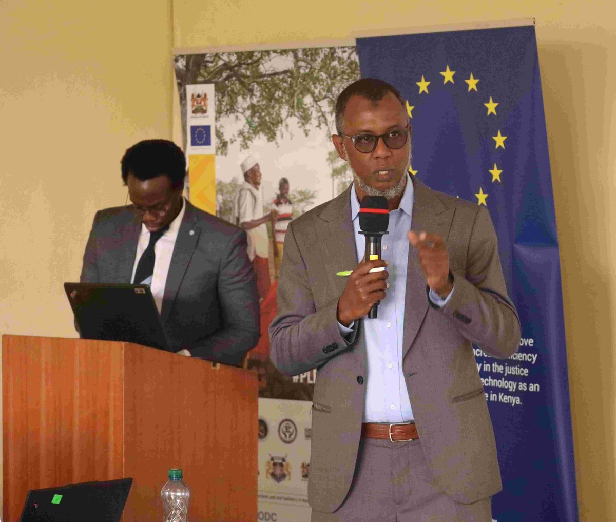 UNODCEastAfrica's tweet photo. @EUinKenya @UNDPKenya @KAS_Kenya @TISAKenya @UnKenya @Kenyajudiciary @ODPP_KE @CorrectionalKE @NPSOfficial_KE @EACCKenya @KoenMarquering @UNODC The engagement reaffirmed #PLEADYetuโs focus on stronger rule of law, access to justice and accountable, inclusive services, linking rights-holder needs, duty-bearer capacity and shared partner action to Kenyaโs๐ฐ๐ช justice reform agenda. Funded by @EUinKenya๐ช๐บ#EUinKenya #SDG16 https://t.co/neydq812qh