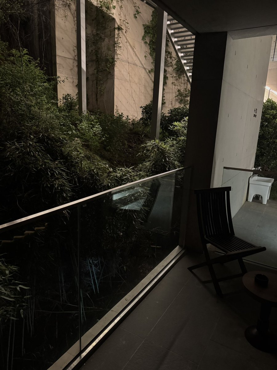 kkxhsnd_dhsj tweet media