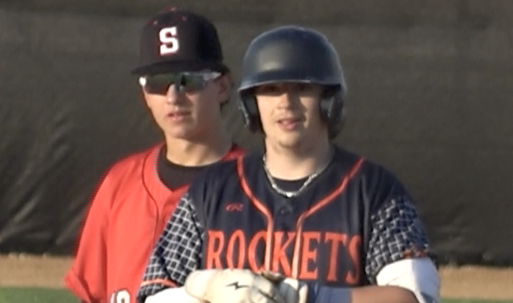 Channel1450com's tweet photo. Rochester Explodes for Seven in Extra Innings to Defeat Springfield High 
https://t.co/lcZOIlytzB https://t.co/yQIRbYHhdP
